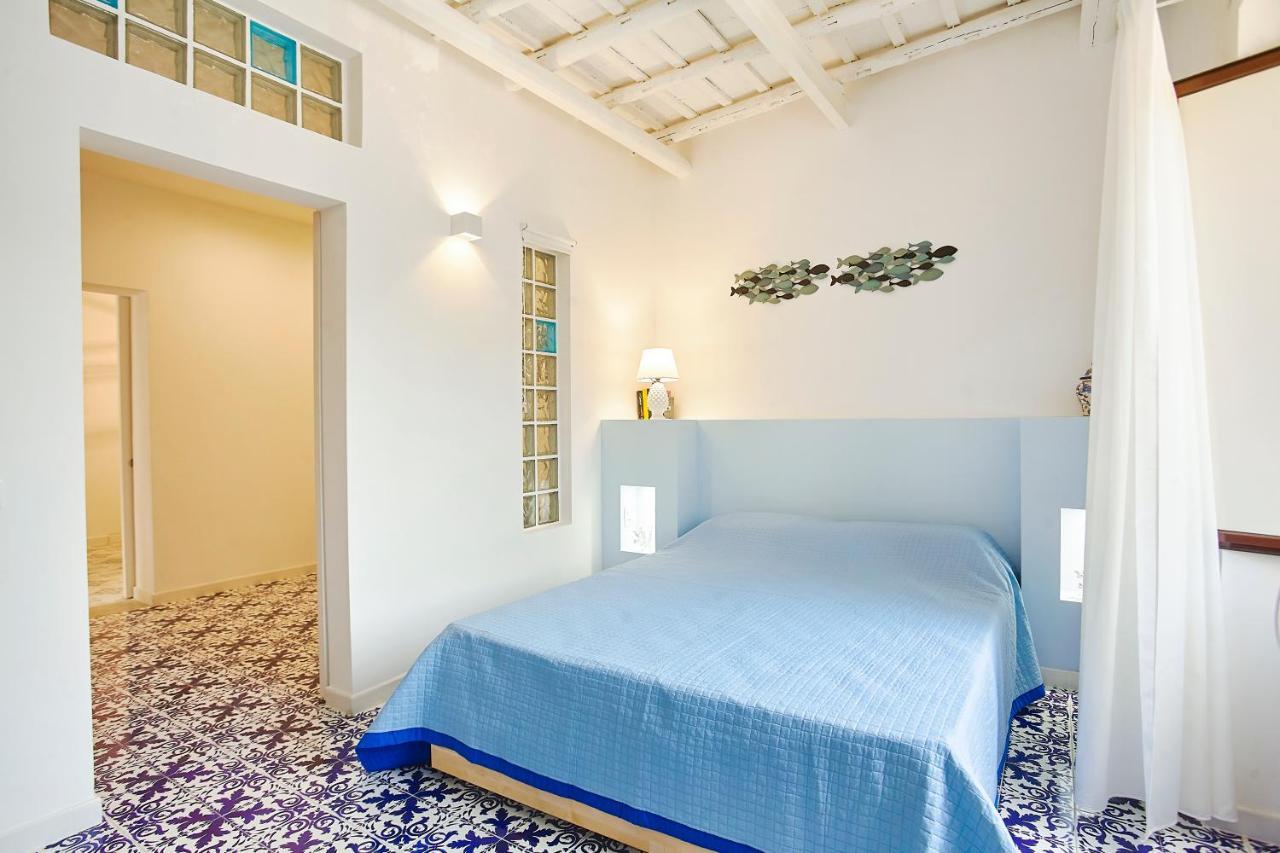 Be Sicily - In The Center 80 Mt From The Beach - In Centro Sul Mare - 70 Mq トラーパニ エクステリア 写真